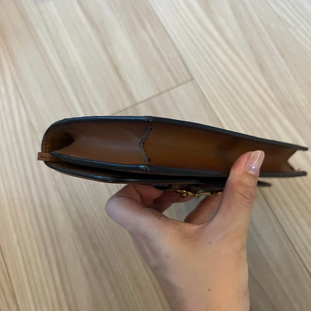 Gucci crossbody wallet - Picture 7 of 9